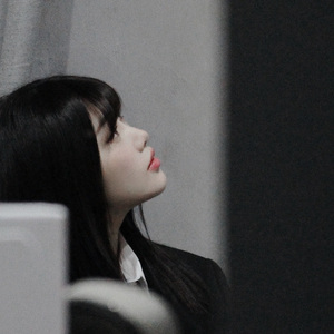 你的下面好紧啊视屏
